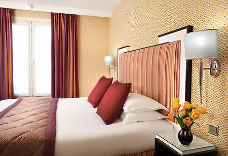 Louvre Saint-honore Hotel 4*