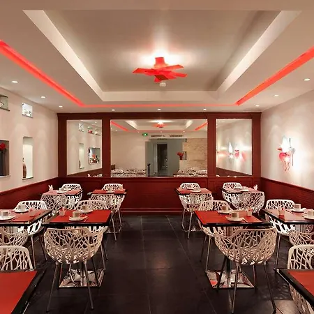 Louvre Saint-honore ホテル