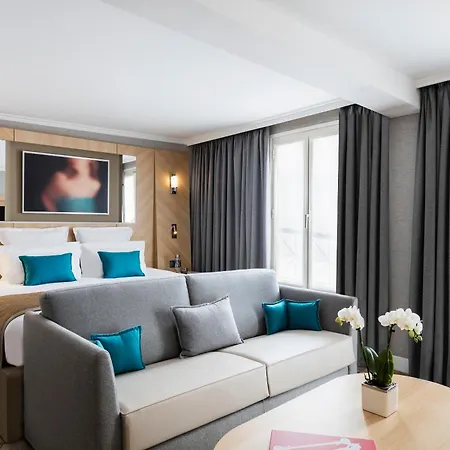 Louvre Saint-honore 4*